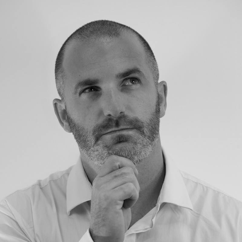 Loïc Strullu - Expert en SEO, IA et Transformation Digitale Loïc Strullu